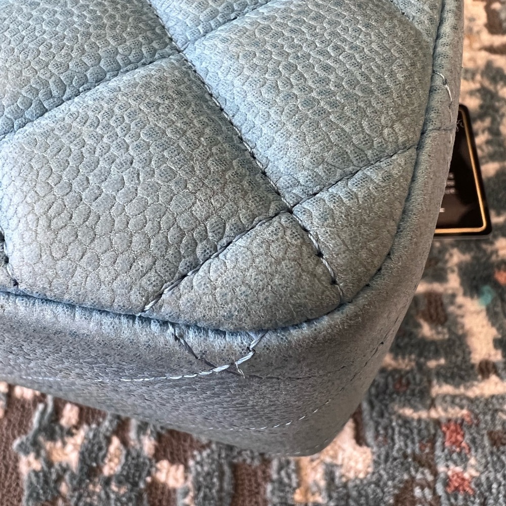 Chanel Caviar Jumbo double flap blue - Picture 12 of 16